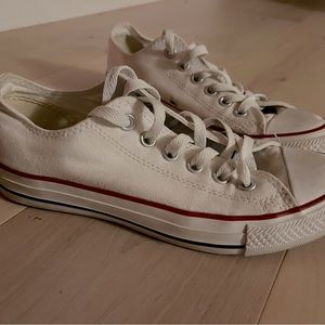 VGUC White Low Converse